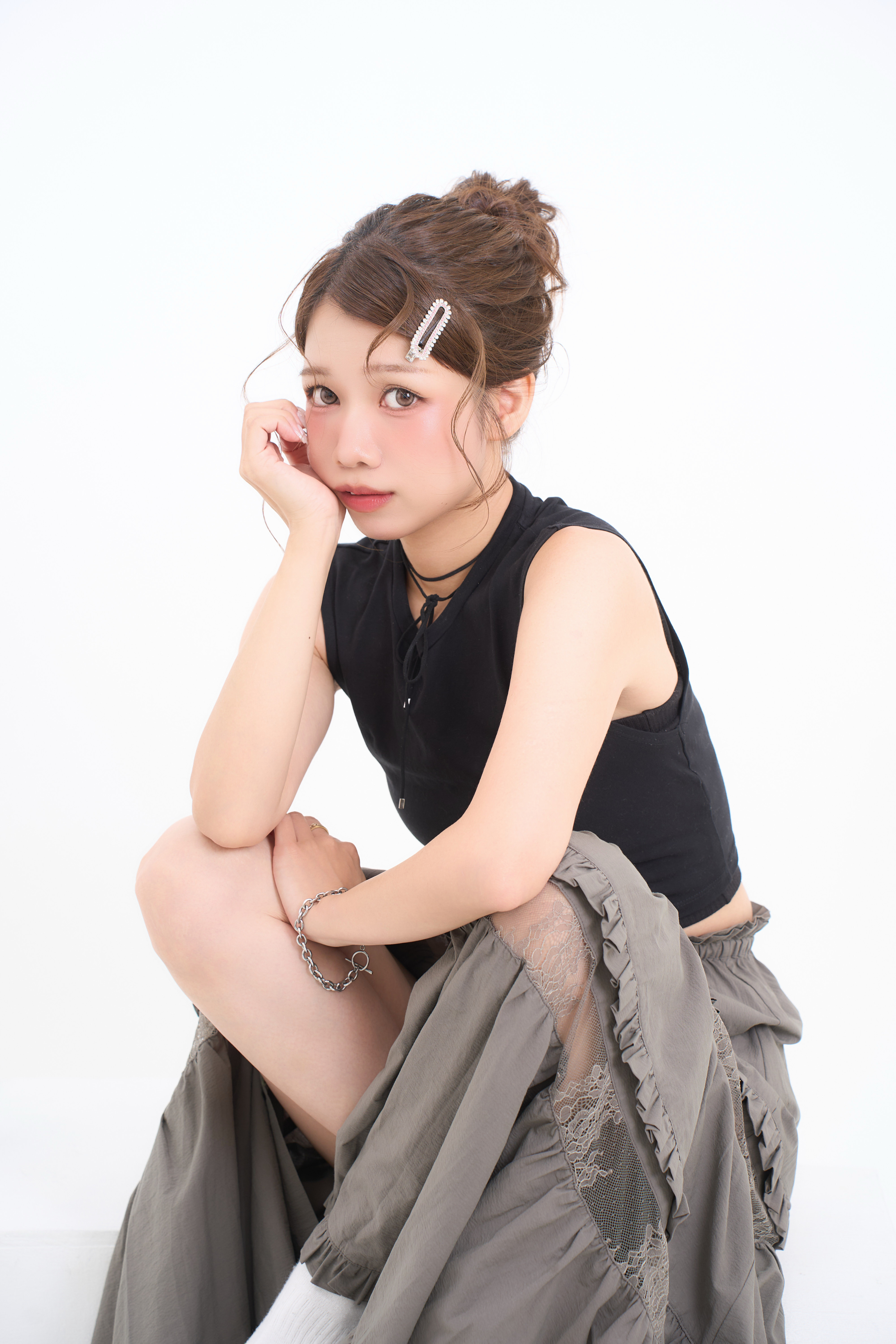 ヘアメイクアーティスト yun